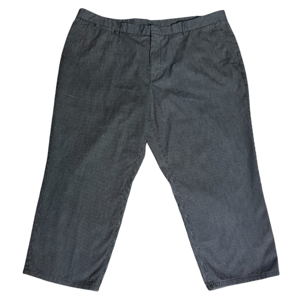 Shark Greg Norman for “Tasso Elba” pinstripes  Gray Cropped gold Pants